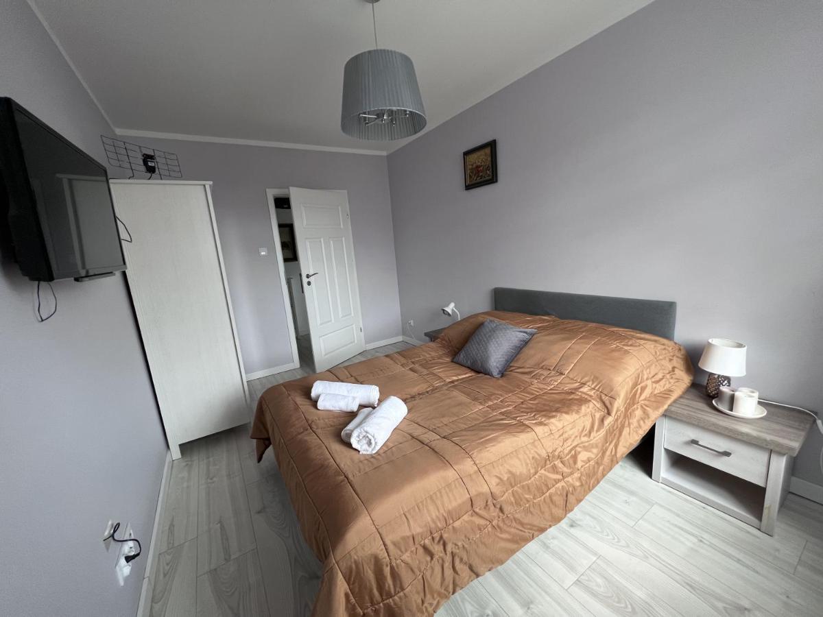 Apartament Z Tarasem Na Osiedlu Rakownica Jelenia Gora Ngoại thất bức ảnh