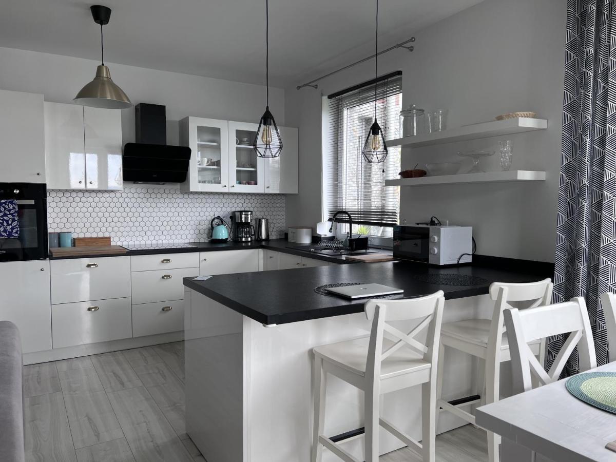 Apartament Z Tarasem Na Osiedlu Rakownica Jelenia Gora Ngoại thất bức ảnh